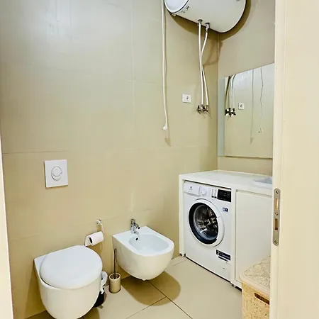 Spacious Coast For 10 Guests 104d, 104c * Palasë