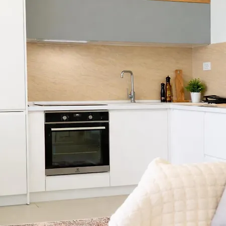 Daire Spacious Coast For 10 Guests 104d, 104c