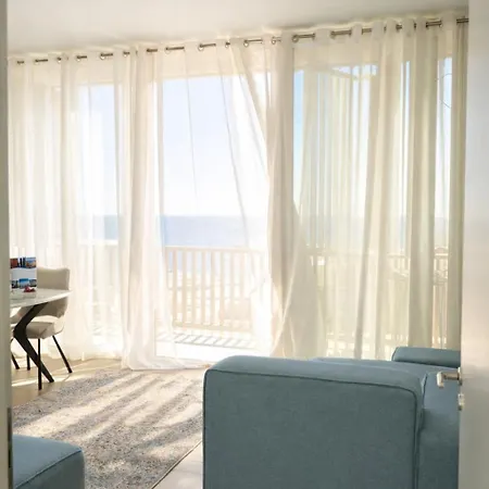 Spacious Coast For 10 Guests 104d, 104c Appartement Palasë