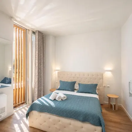 Spacious Coast For 10 Guests 104d, 104c Appartement Palasë
